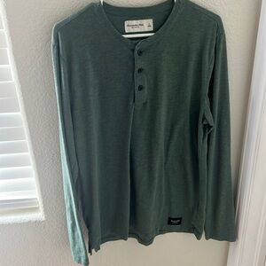Abercrombie & Fitch Men's Large Henley Long sleeve Shirt